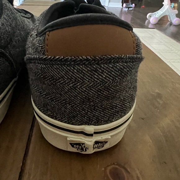 Men’s “Vans”Navy shoes - Picture 8 of 13